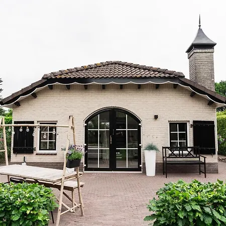 Villa Bed En Wellness Groenrust