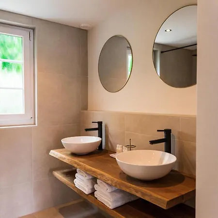 Villa Bed En Wellness Groenrust